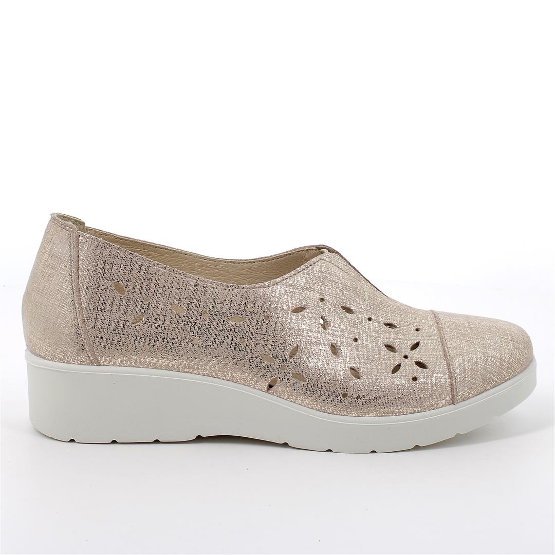 Туфли с перфорацией IMAC 555460 54254/013 весна-лето 2024 женские